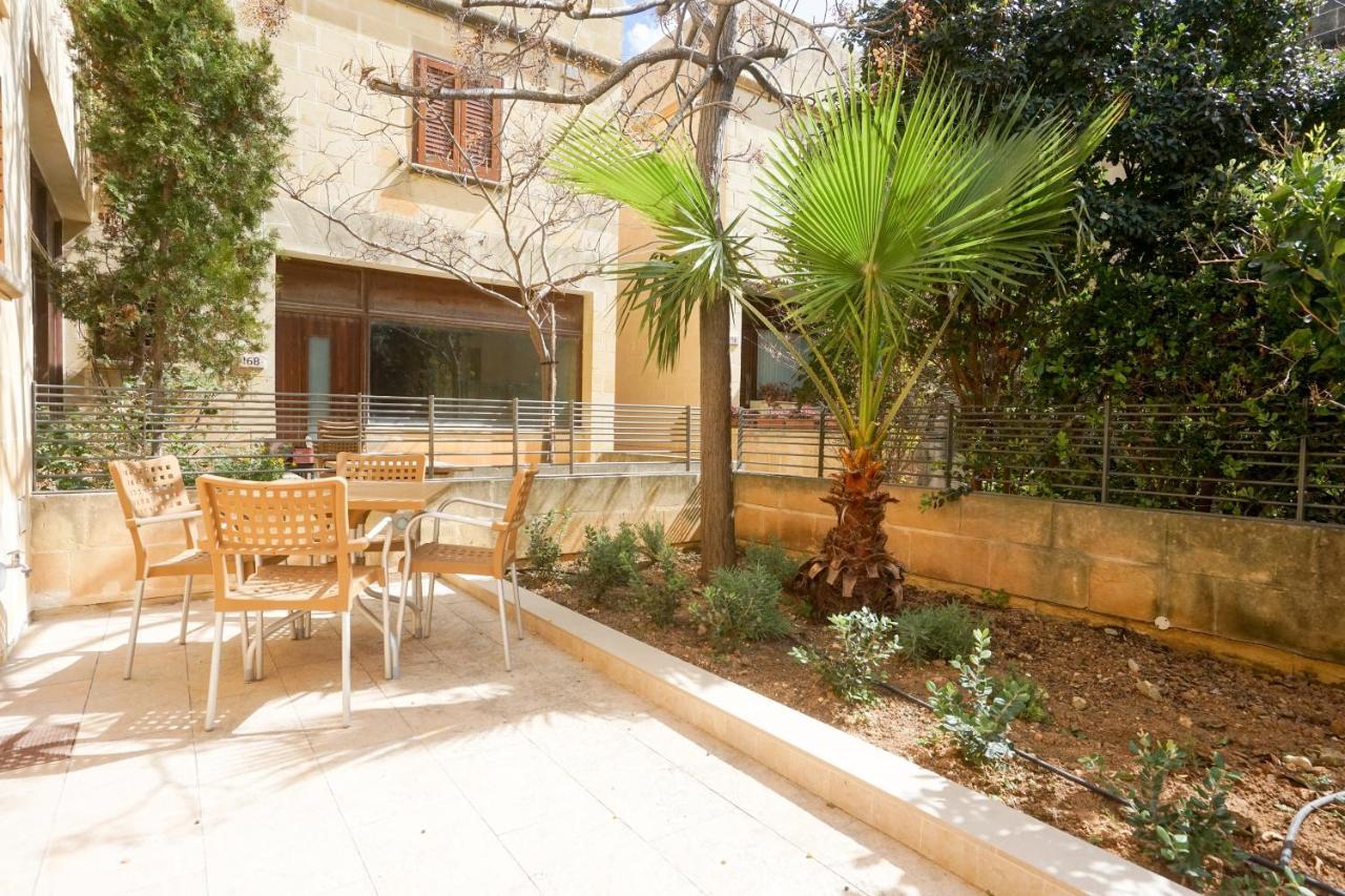 Getawaynpetto Private Duplex Maisonette With Jacuzzi Hot Tub Mgarr Ngoại thất bức ảnh