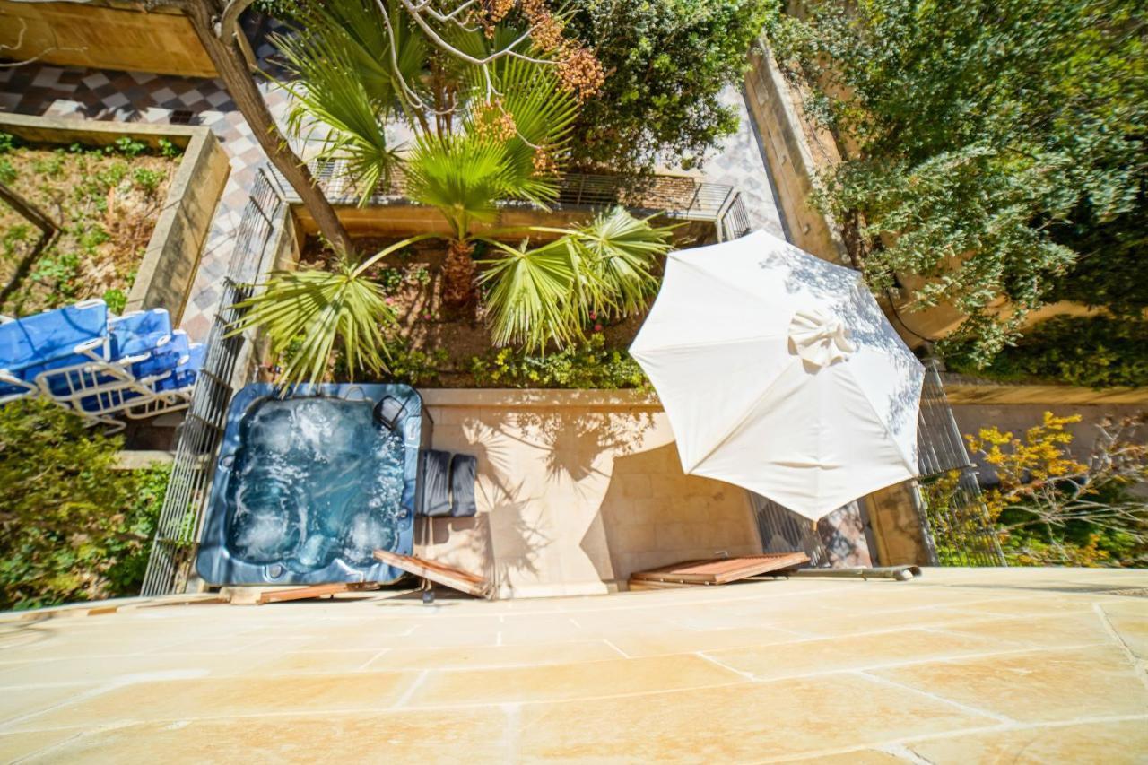 Getawaynpetto Private Duplex Maisonette With Jacuzzi Hot Tub Mgarr Ngoại thất bức ảnh