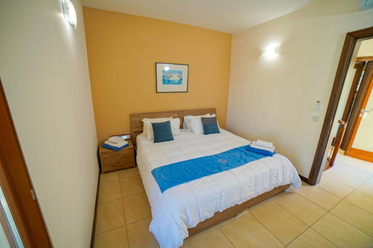 Getawaynpetto Private Duplex Maisonette With Jacuzzi Hot Tub Mgarr Ngoại thất bức ảnh